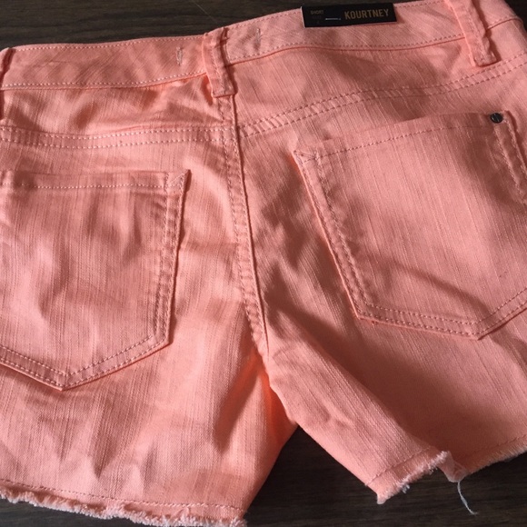 Kardashian Kollection Shorts - Picture 2 of 2